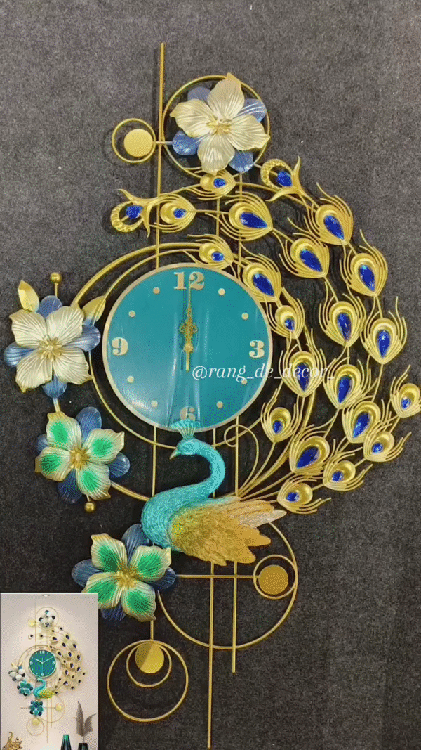 Royal Peacock Feather Metal Wall Clock – Decorative Art Timepiece