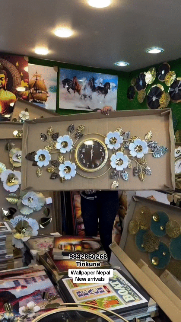Luxury Gold Floral Metal Wall Clock - Image 4