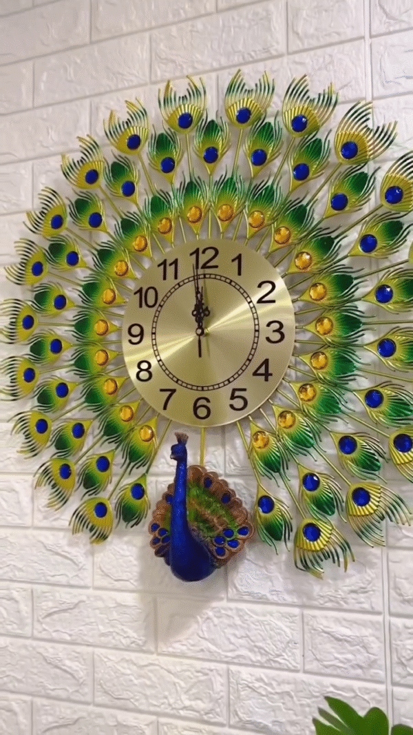 Peacock Feather Wall Clock – Luxury Decorative Timepiece - Image 2