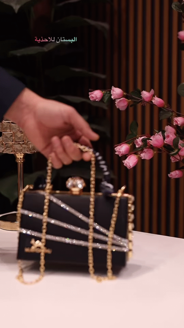 Blush Glamour Handbag - Image 6