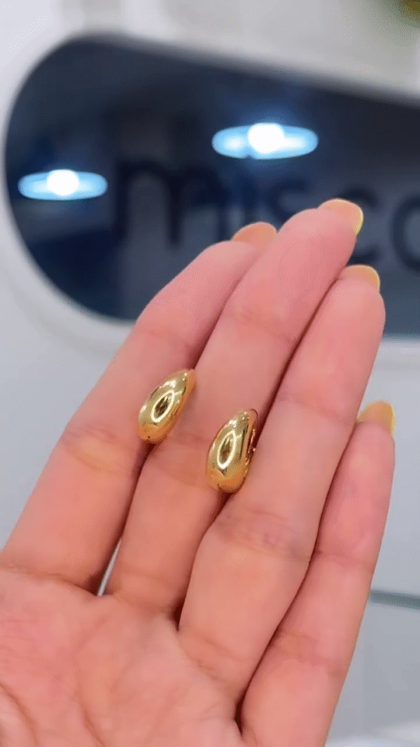 Versatile Gold-Toned Earring Set with Stud and Huggie Hoops - Image 2