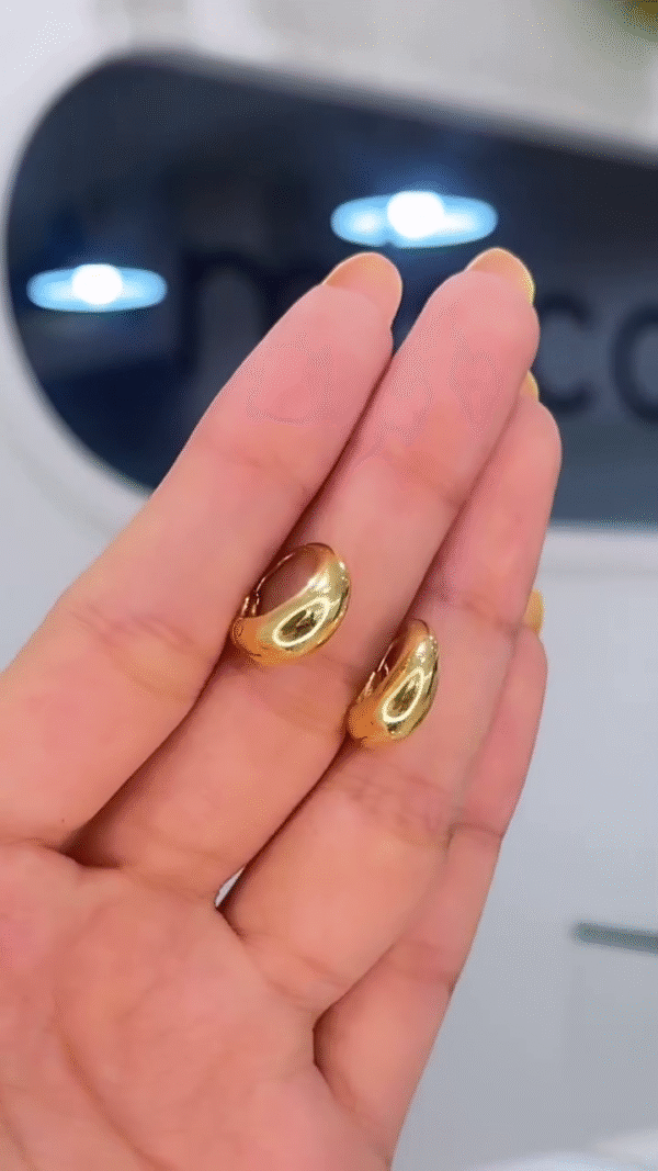 Versatile Gold-Toned Earring Set with Stud and Huggie Hoops - Image 3